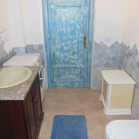 아파트 Tirreno 2 *